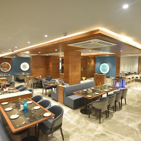 Kings Kraft Tremezzo Inn, โสมนัส ภายนอก รูปภาพ